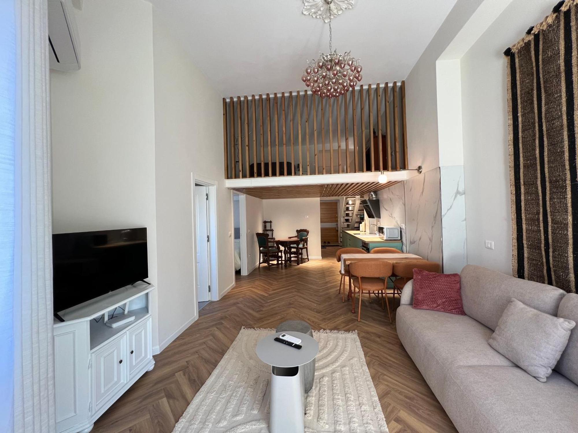 Denny's Center Duplex Appartement